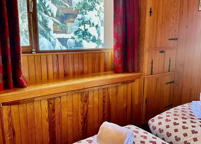 New 3-bedroom 1850 Close To Slopes * 谷雪维尔