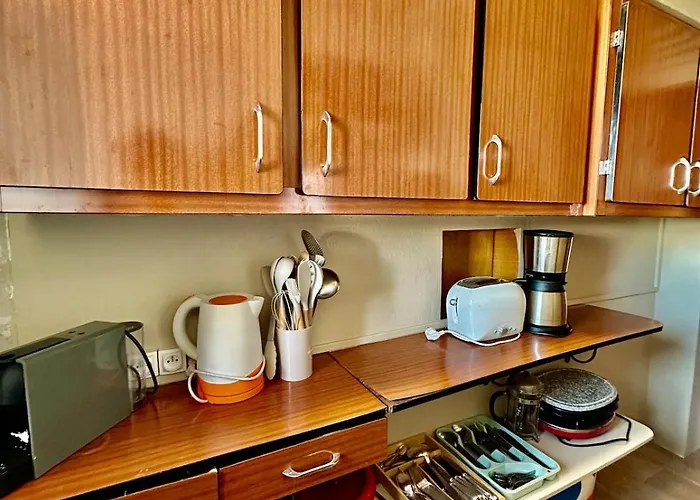 New 3-bedroom 1850 Close To Slopes 公寓